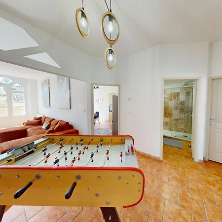 Lägenhet L'abbaye 170m2 12 Couchages *